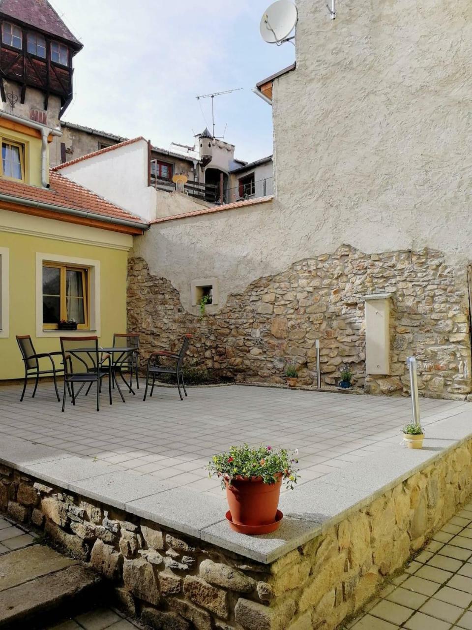 Apartman U Hippolyta Йндрихув Храдец Екстериор снимка