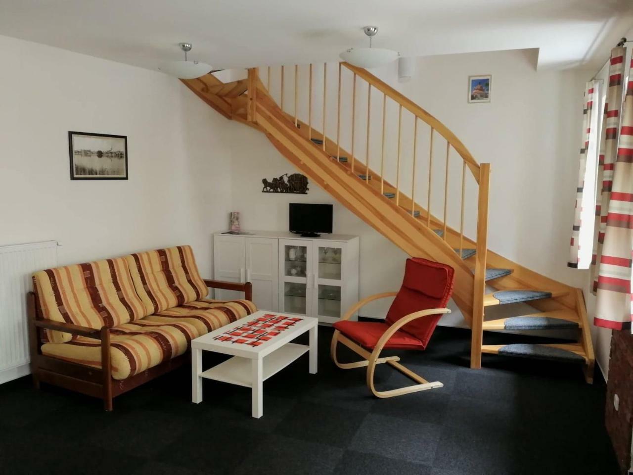 Apartman U Hippolyta Йндрихув Храдец Екстериор снимка