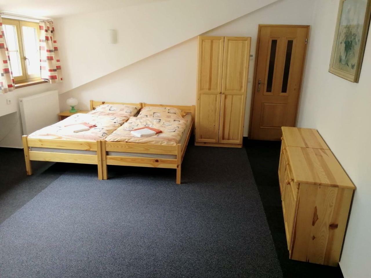 Apartman U Hippolyta Йндрихув Храдец Екстериор снимка